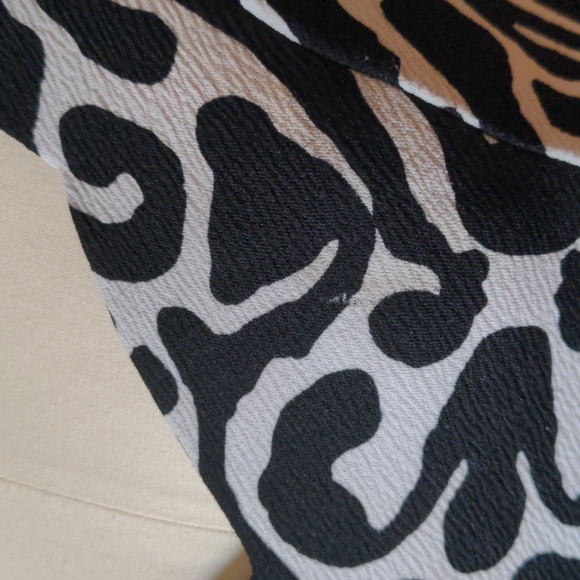 Awesome Flirty Alt. B Dress with Sheer Midsection Small Black White Neon Pink - Picture 4 of 5